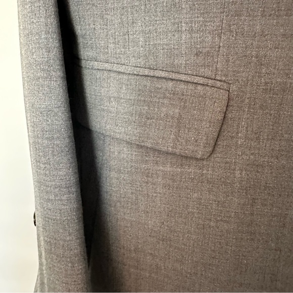 Tahari Grey Blazer - Picture 5 of 11